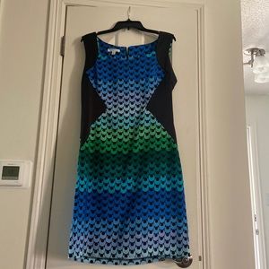 Colorful, flattering Summer dress